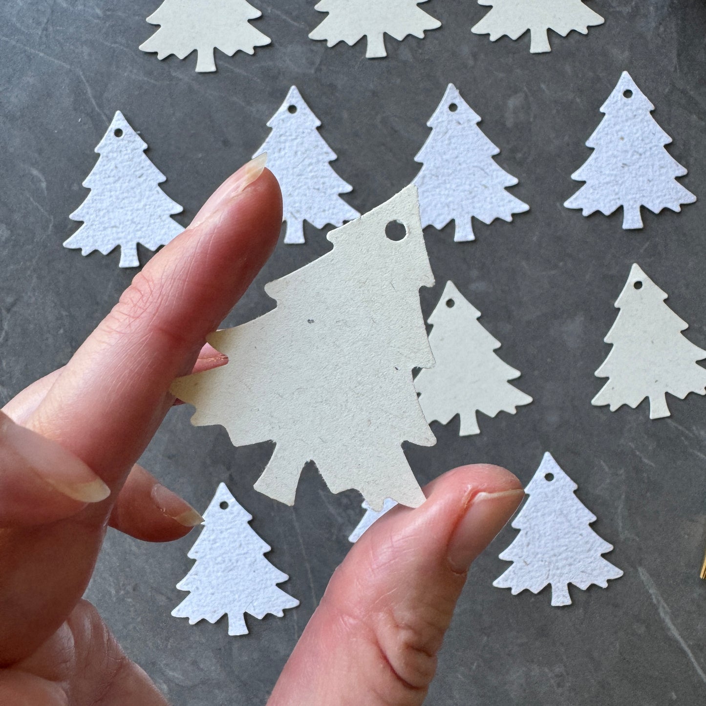 20 Tiny Christmas Tree Tags