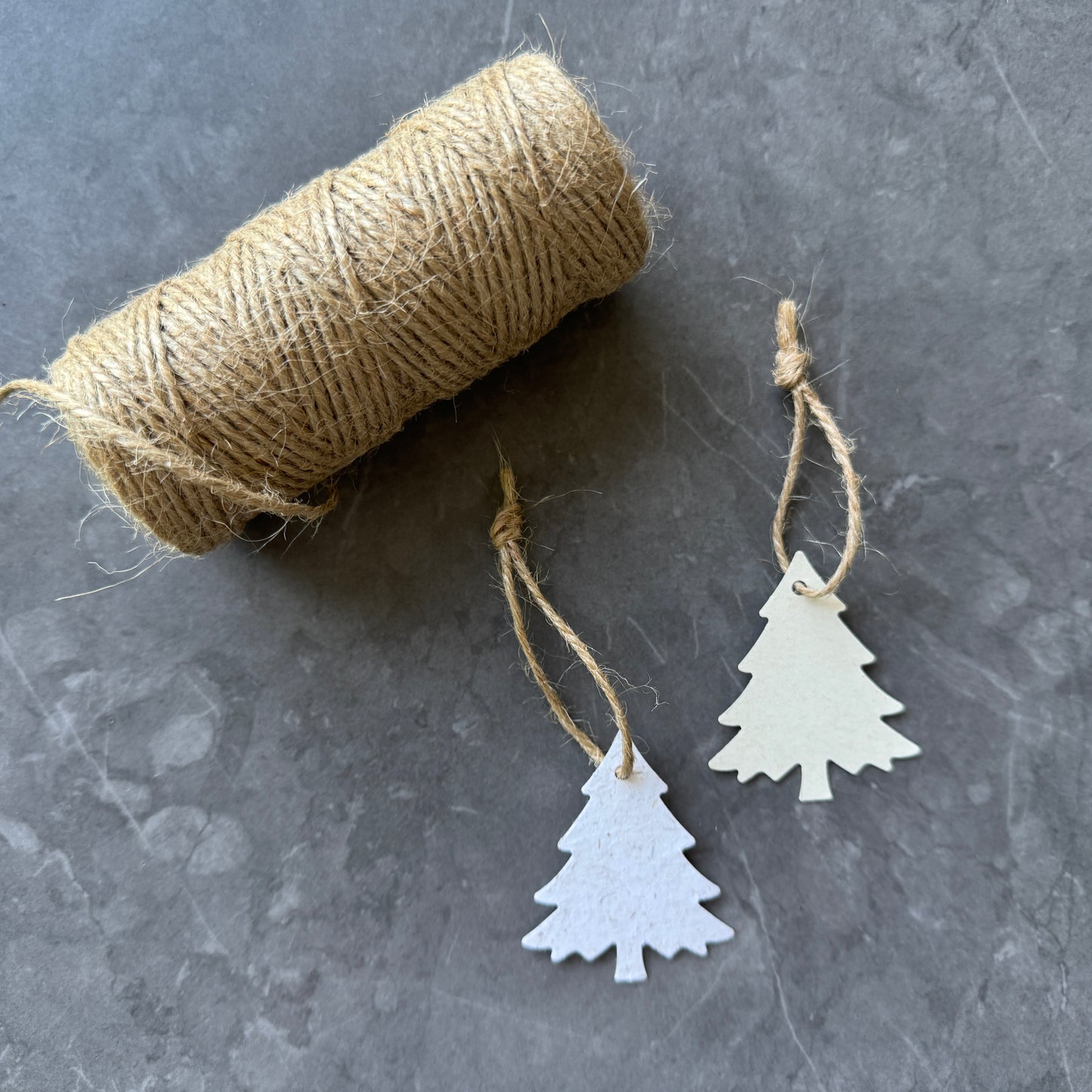 20 Tiny Christmas Tree Tags