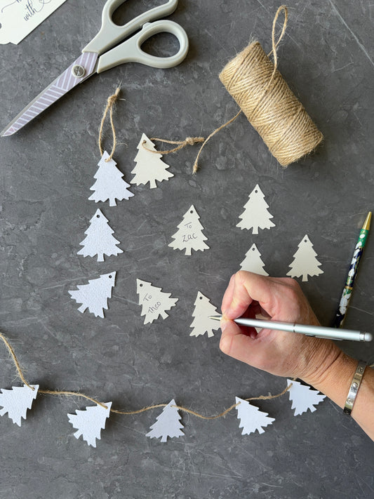 20 Tiny Christmas Tree Tags