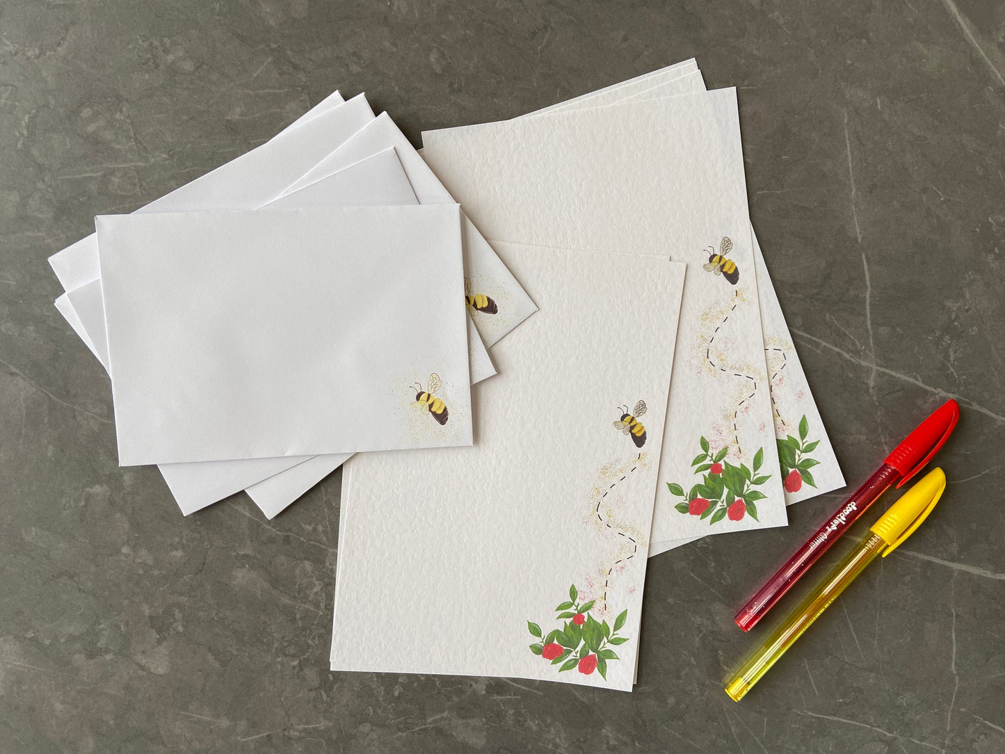 Bee Writing Paper Set