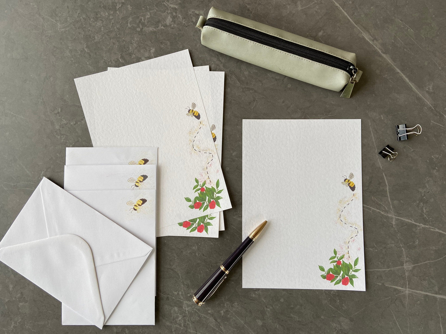 Bee Writing Paper Set