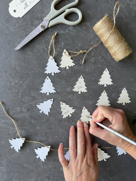 20 Tiny Christmas Tree Tags