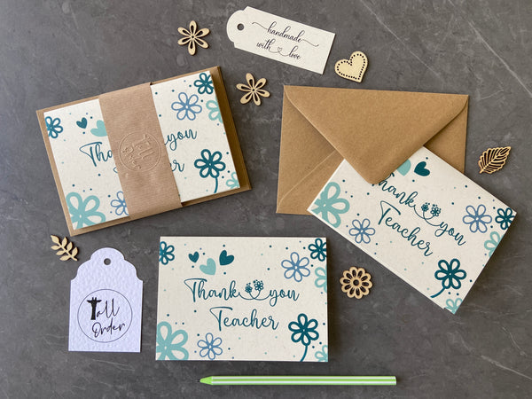 Set of 4 Thank You Teacher Cards - Daisy Pattern